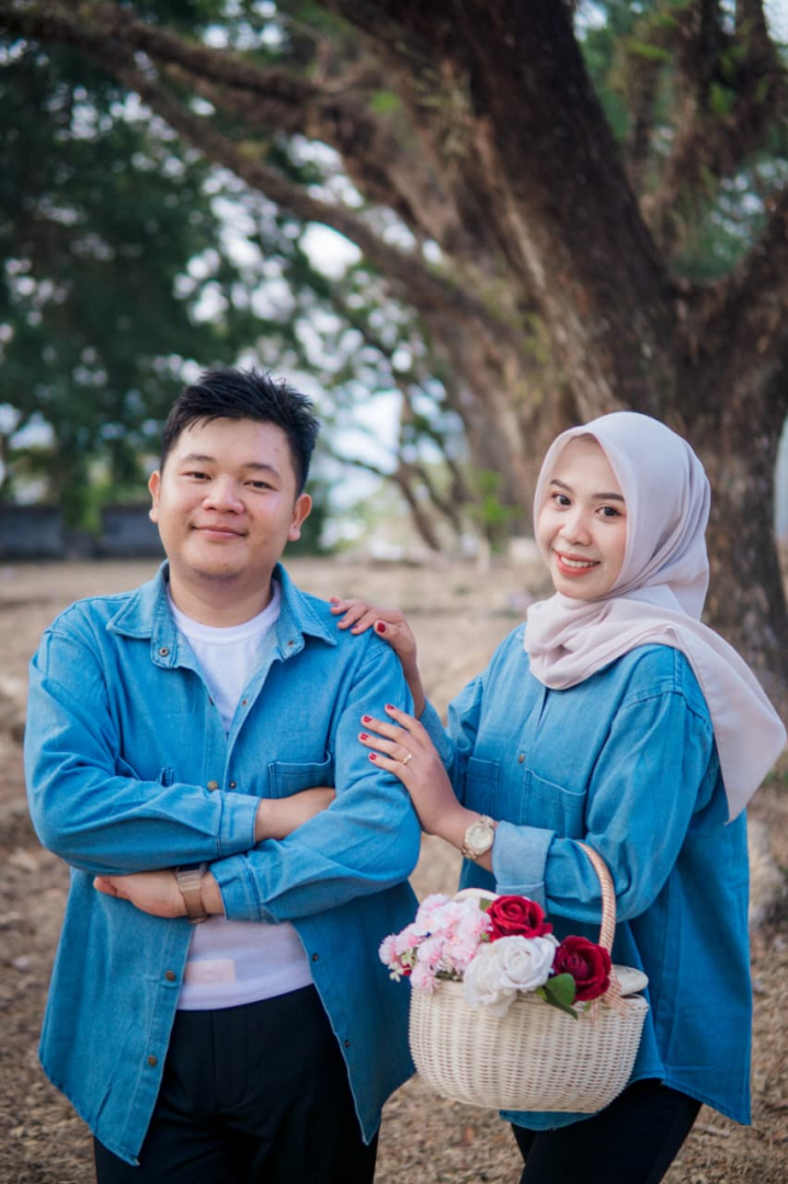 https://rosi-dan-arif.webnikah.com/dirmember/00000029/Rosi_Arif/photo-287684-339347-l-202610041218.jpg