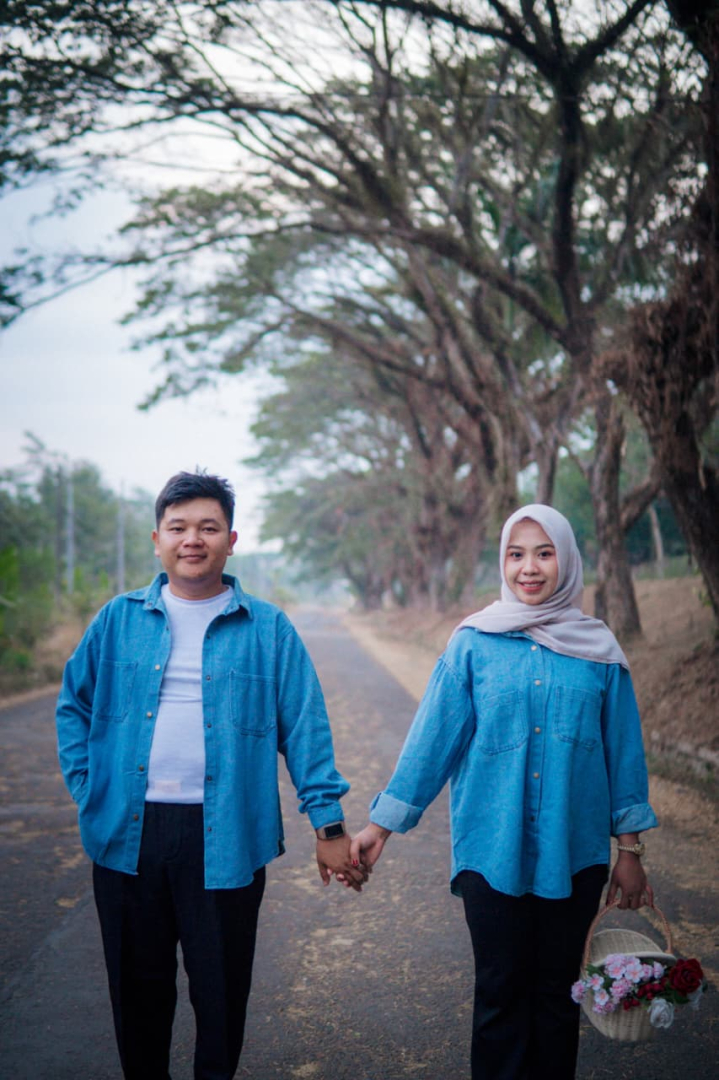 https://rosi-dan-arif.webnikah.com/dirmember/00000029/Rosi_Arif/photo-287684-339363-l-202610040538.jpg