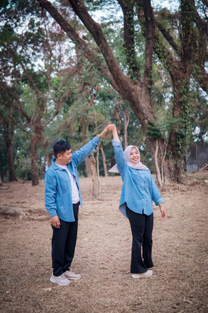 https://rosi-dan-arif.webnikah.com/dirmember/00000029/Rosi_Arif/photo-287684-339365-l-202610040539.jpg