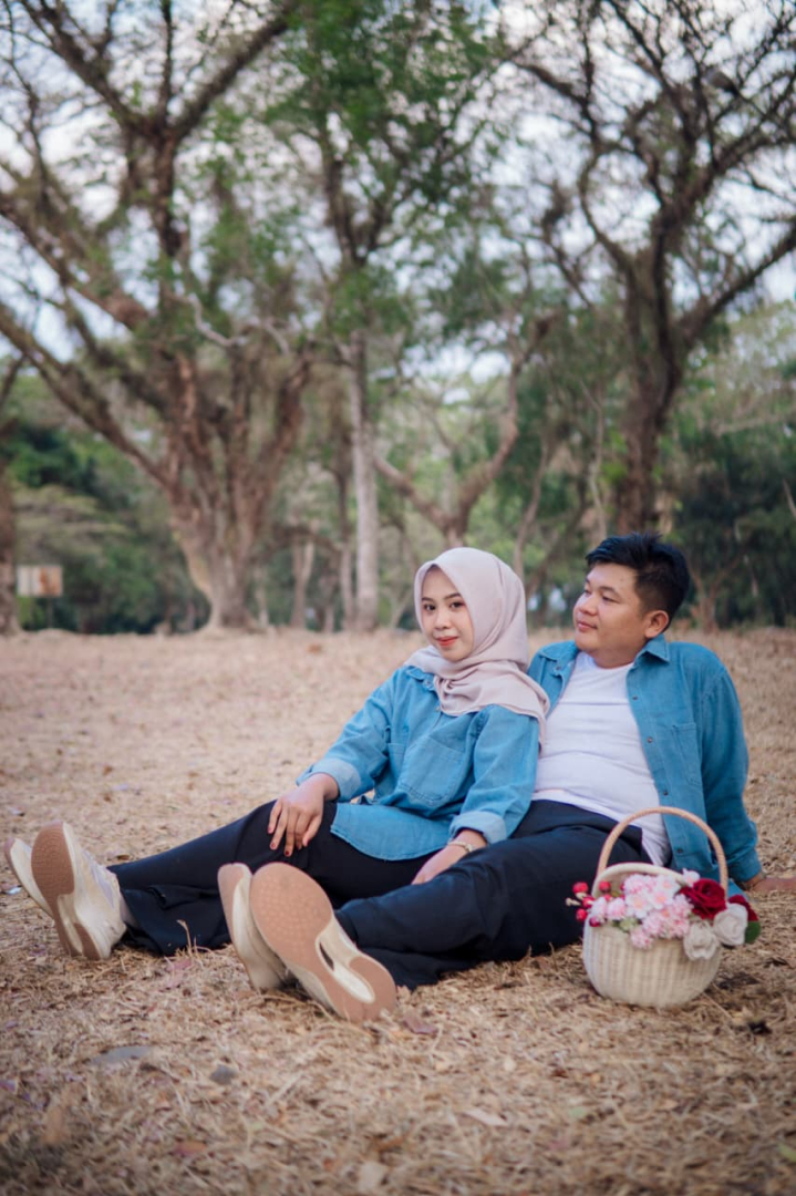 https://rosi-dan-arif.webnikah.com/dirmember/00000029/Rosi_Arif/photo-287684-339368-l-202610040540.jpg