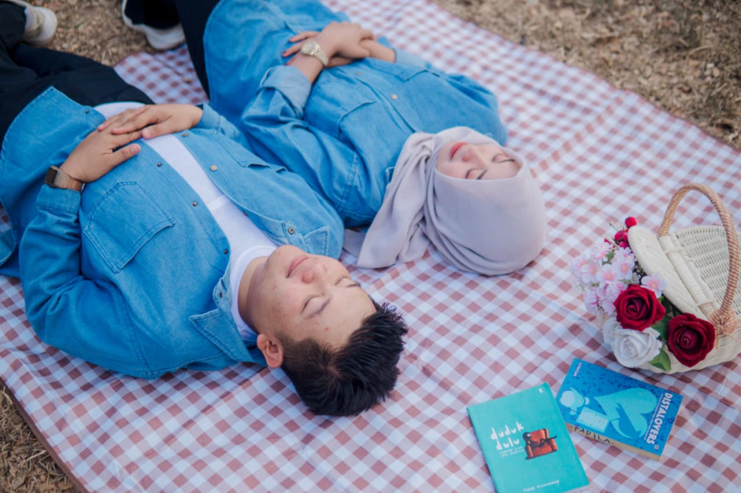 https://rosi-dan-arif.webnikah.com/dirmember/00000029/Rosi_Arif/photo-287684-339378-l-202610040543.jpg